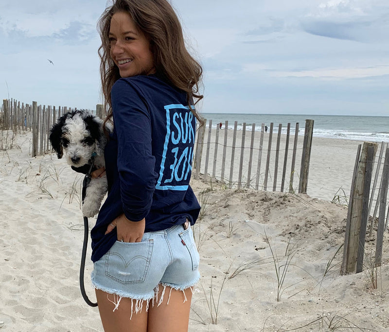 Surf Side (flipt) premium long-sleeved navy T-shirt dog beach side